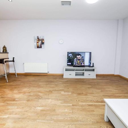 Bc Apartments Тбилиси Екстериор снимка