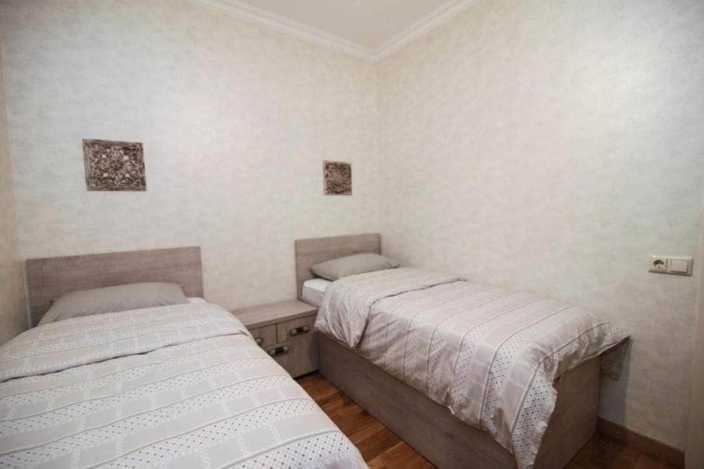 Bc Apartments Тбилиси Екстериор снимка
