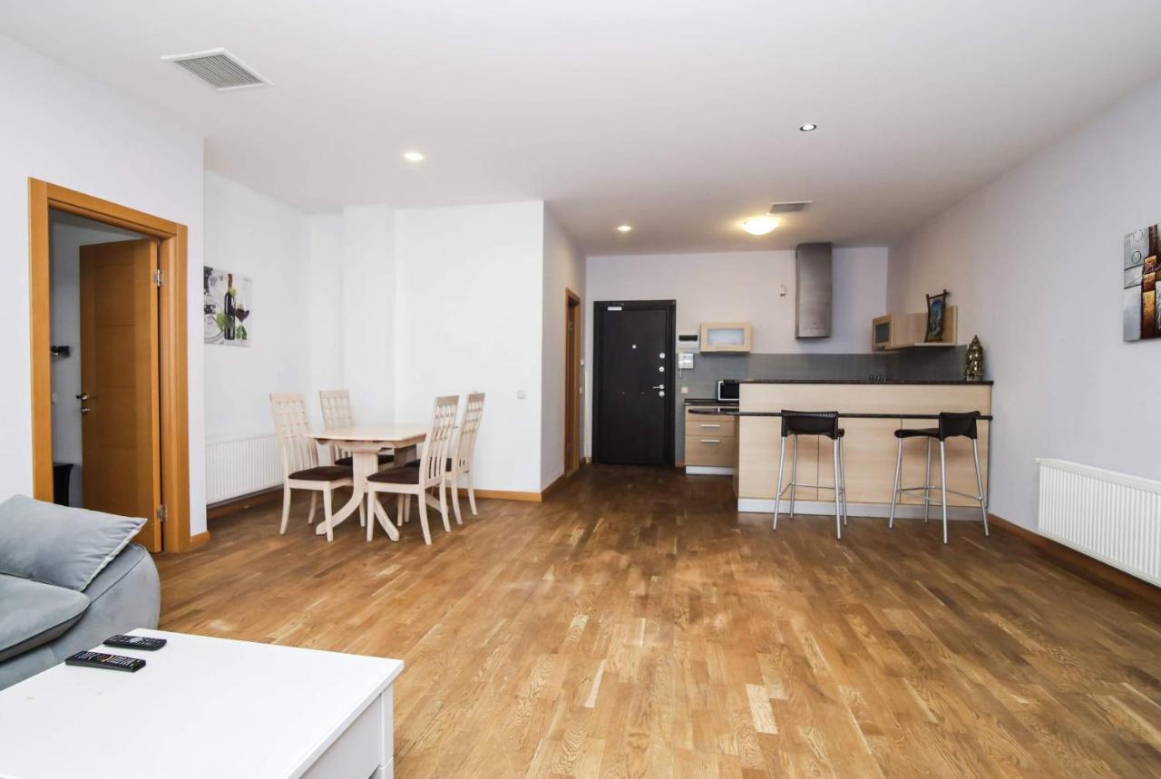 Bc Apartments Тбилиси Екстериор снимка