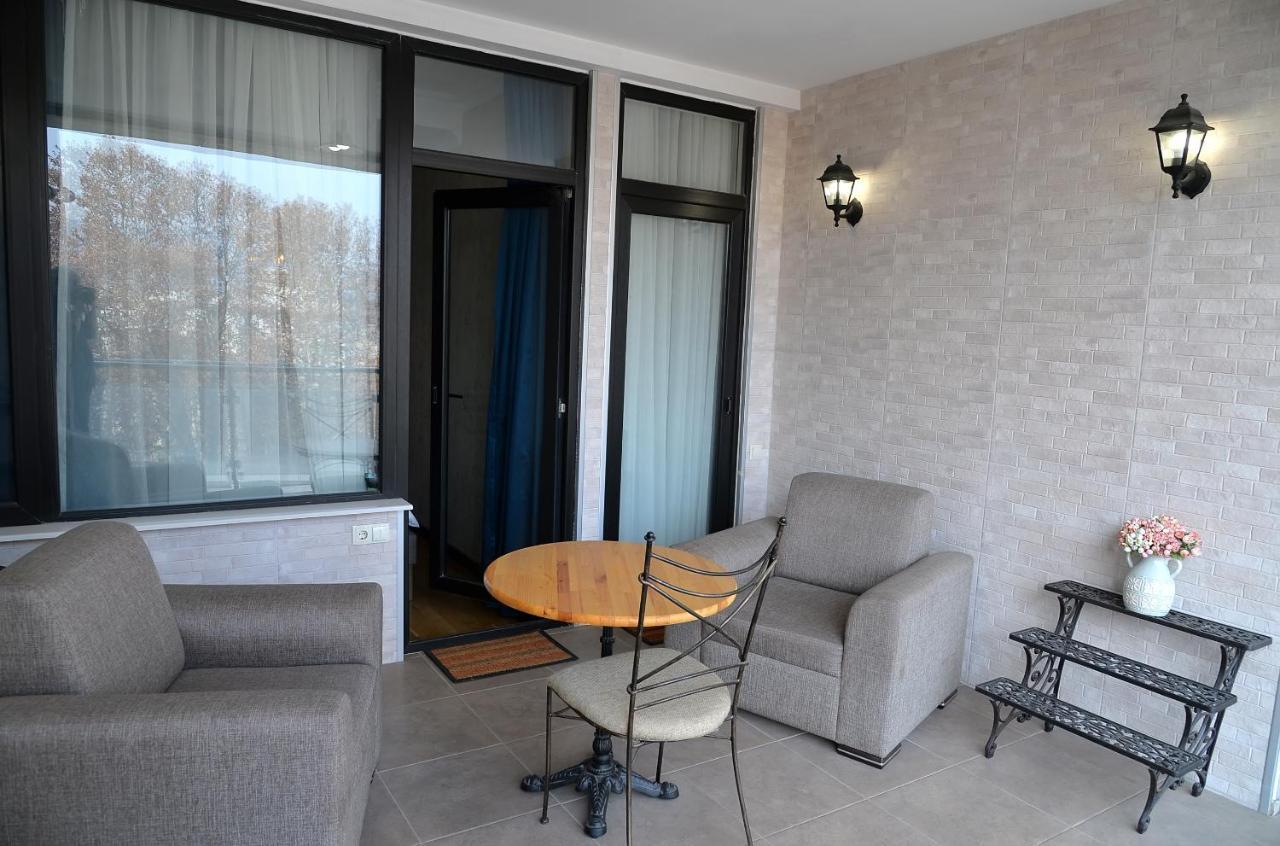 Bc Apartments Тбилиси Екстериор снимка