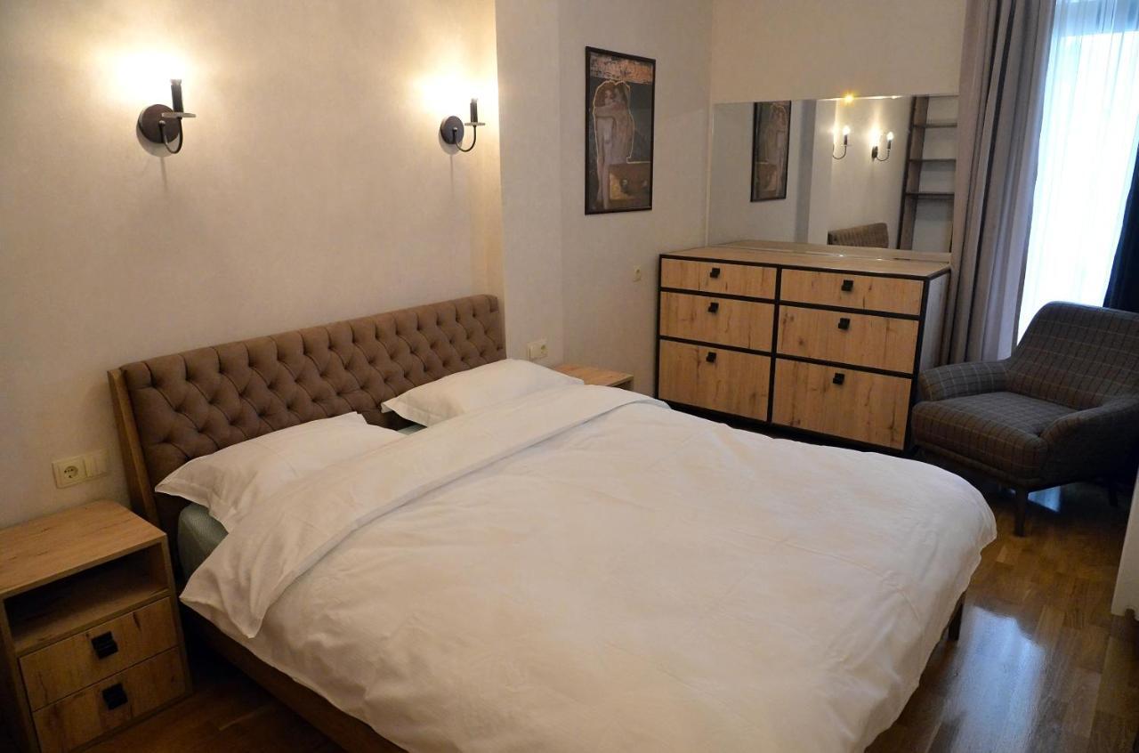 Bc Apartments Тбилиси Екстериор снимка